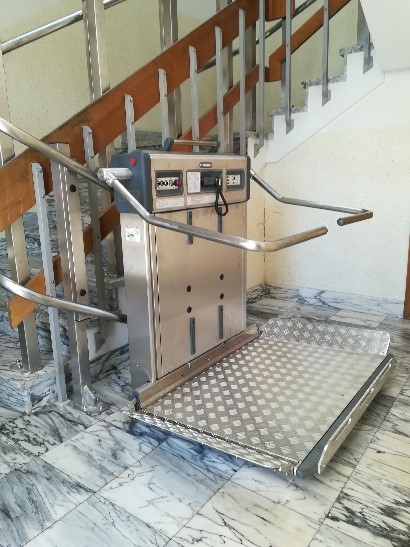 Plataforma de escada GAMA PLUS 